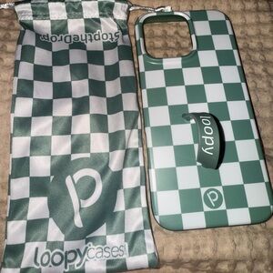 Loopy Case - IPhone 16 pro max Checkered